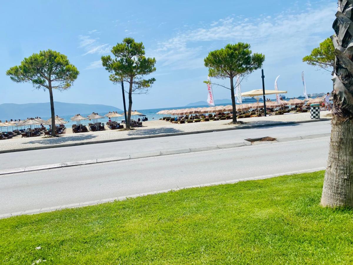 Da Vinci Apartment Vlorë Esterno foto